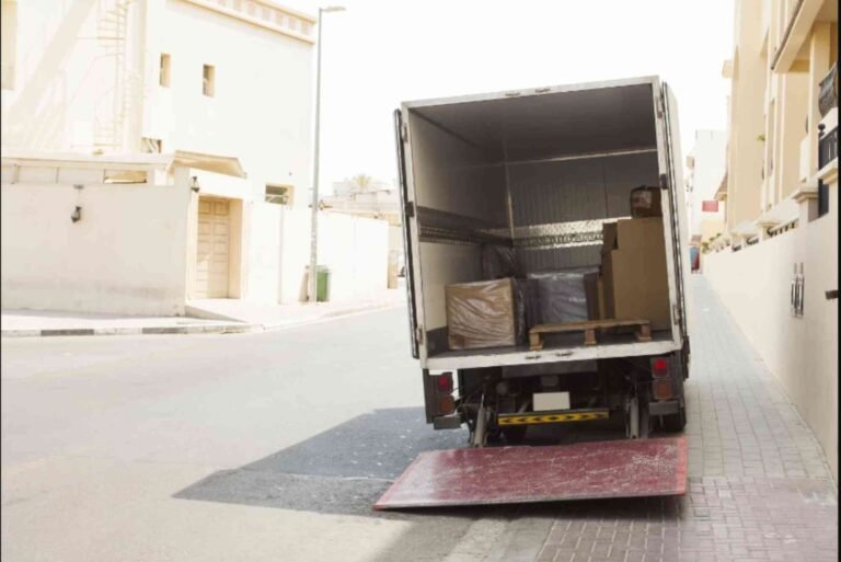 How to Handle Long-Distance Moves Within the UAE