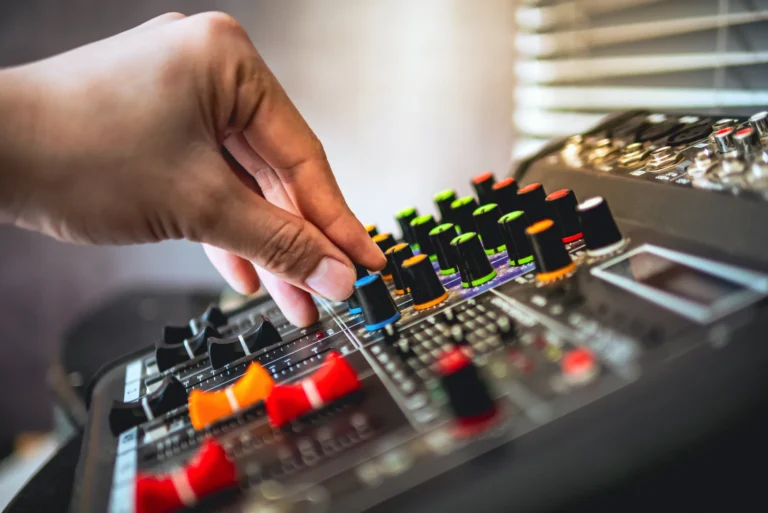 Common Mistakes to Avoid in Live Sound Mixing for Indian Events