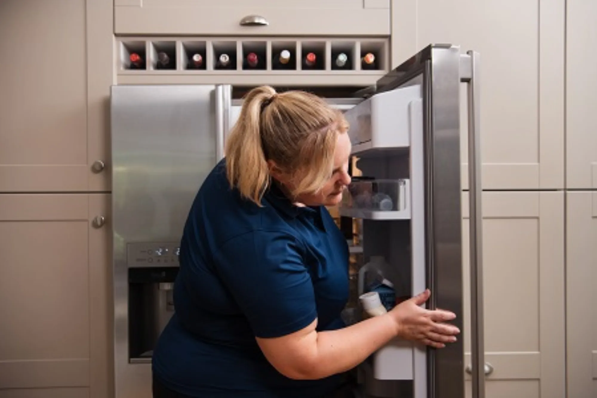 Refrigerator Repair for Temperature Sensor Fault