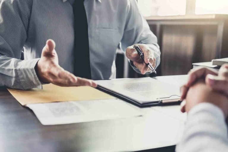 How to What Documents Should I Bring When Meeting A Labour Lawyer